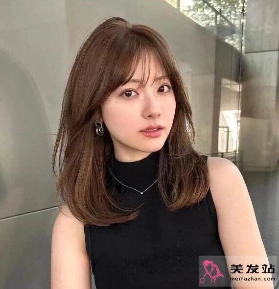 百搭耐看中長發精選 巨顯氣質免打理