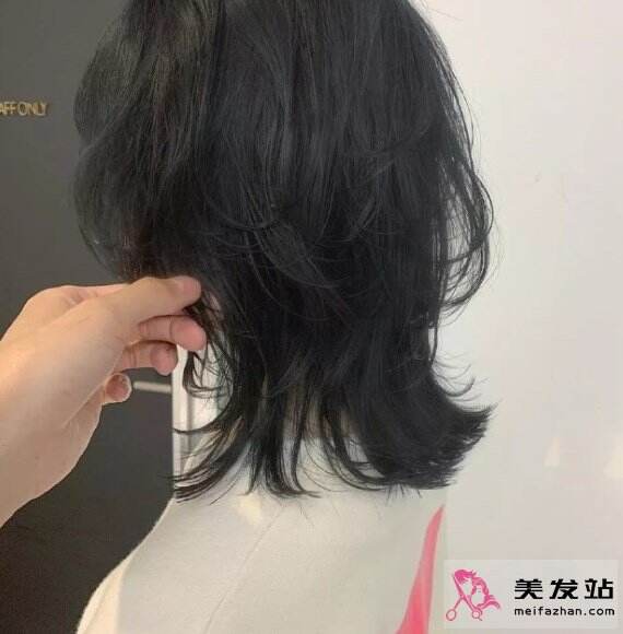 高層次中長發造型 時髦個性越看越美