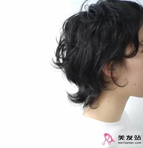 日系燕尾短發推薦 可鹽可甜氣質翻倍