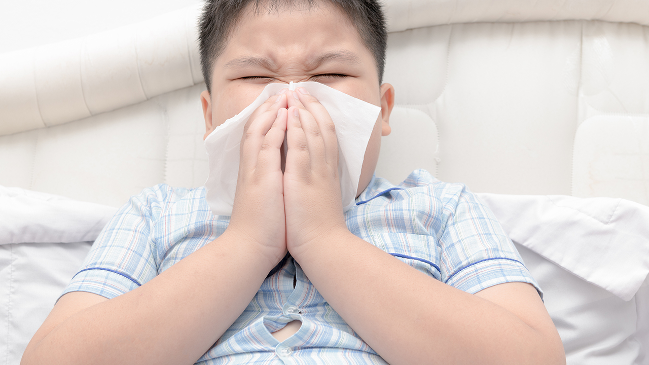 小孩子腳上老是長雞眼咋辦