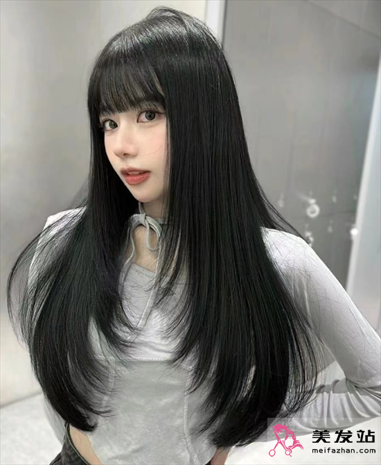高層次中長發推薦 輕松打造巴掌臉型