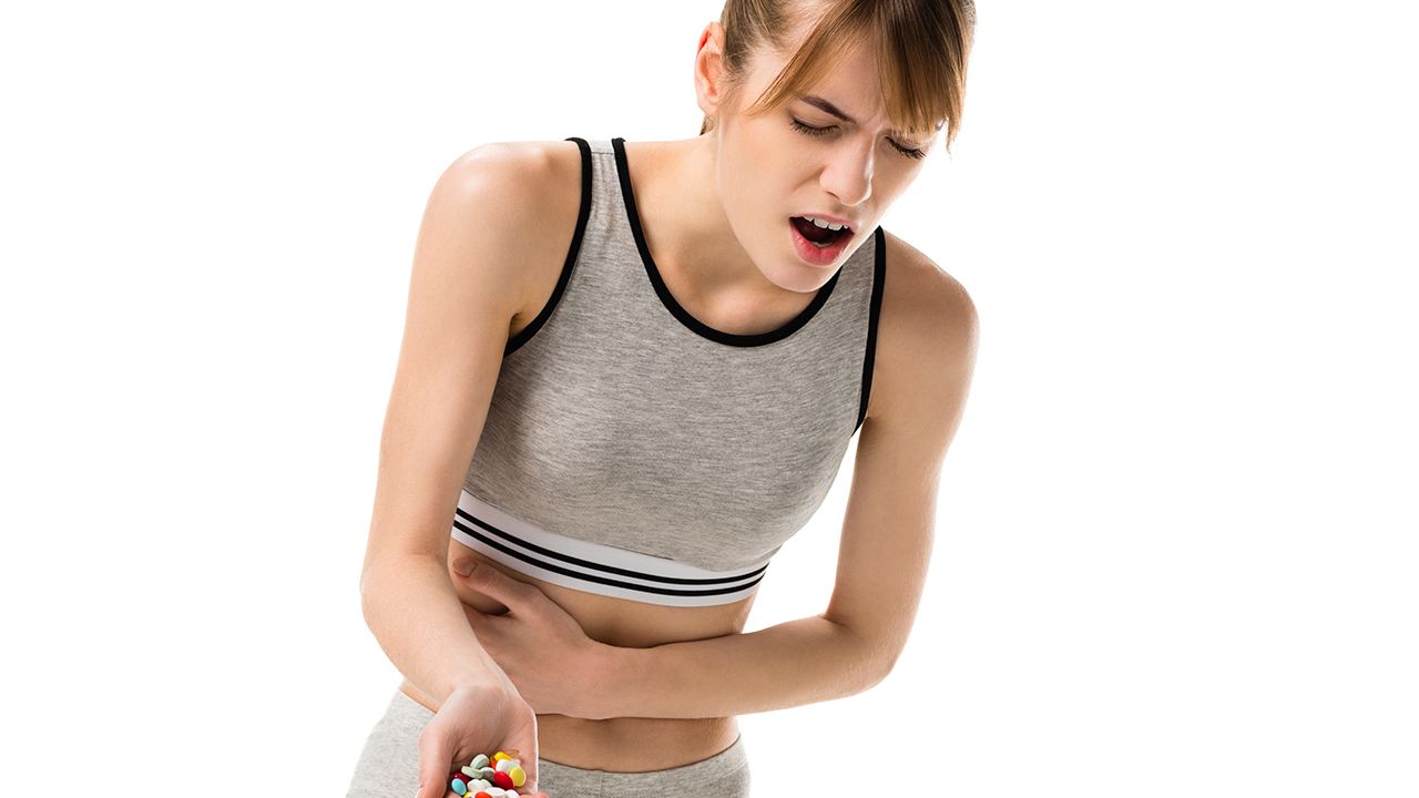 來月經(jīng)胸痛正常嗎？如何判斷生理期乳房膨脹是否正常？
