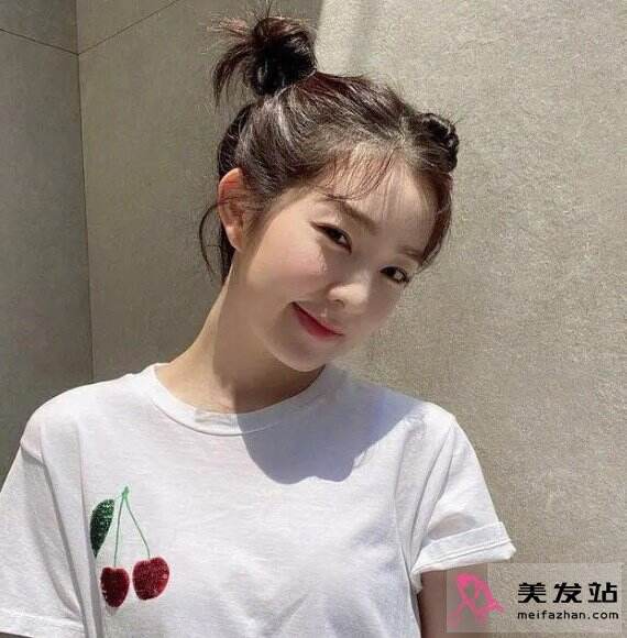 簡單好看扎發設計 輕松凸顯時尚氣質