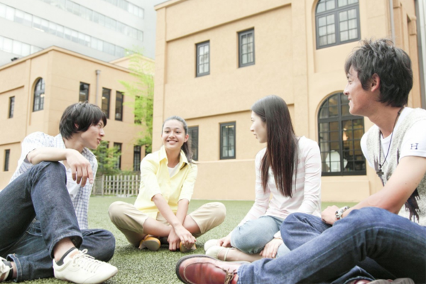日本留學不知道報哪個學校？為你盤點十大日本經(jīng)濟大學排名