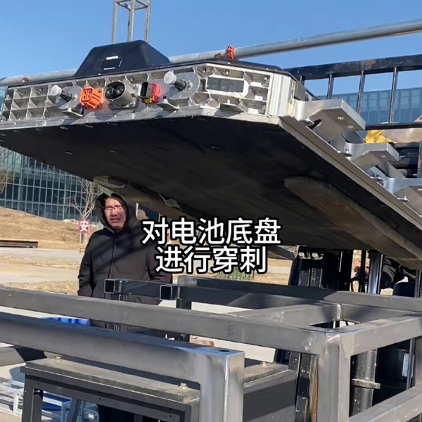 小米SU7車主不是砸就是拆 雷軍：百萬網(wǎng)友親測(cè)嚴(yán)選Dream car
