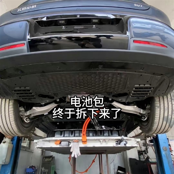 小米SU7車主不是砸就是拆 雷軍：百萬網(wǎng)友親測(cè)嚴(yán)選Dream car