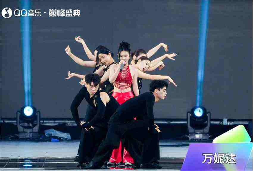 QQ音樂巔峰盛典唱響年輕聲浪，圓滿收官