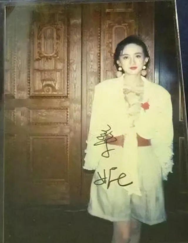 美尼姑 曾紅遍南北，搭檔梁朝偉，賈靜雯給她做配，卻突然出家（美尼姑曾紅遍南北）(5)