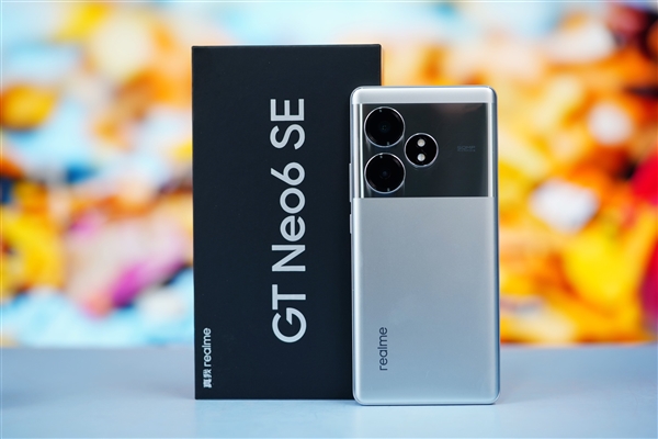 6000尼特無雙屏！realme真我GT Neo6 SE圖賞