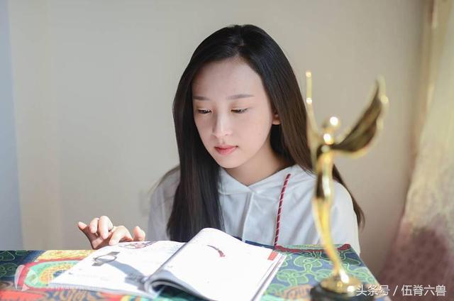 她是臺版梅艷芳，35歲事業當紅削發為尼，1年后無奈還俗讓人唏噓（她是臺版梅艷芳）(2)