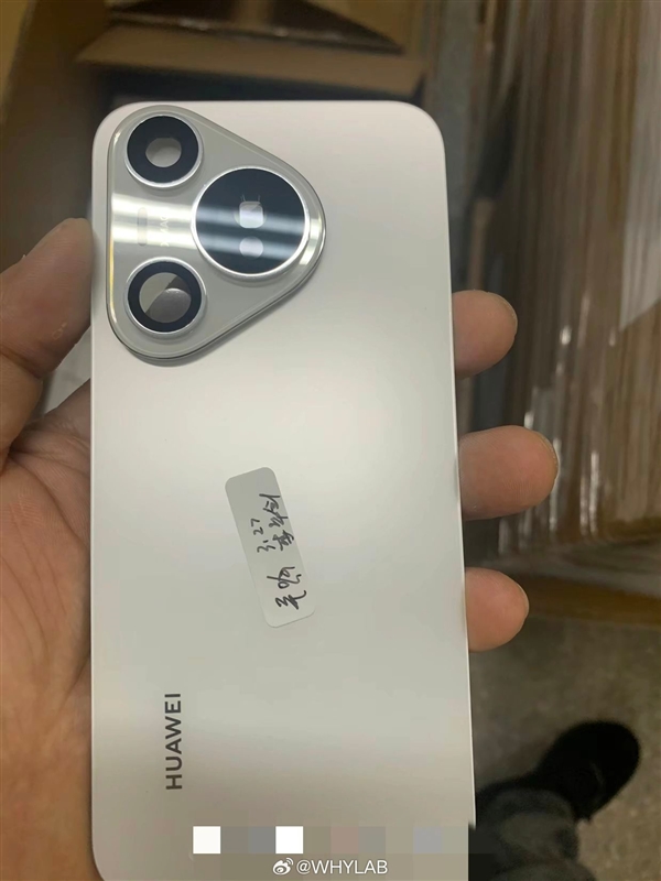 華為P70標準版后蓋圖首曝！行業獨創三角形模組辨識度極高