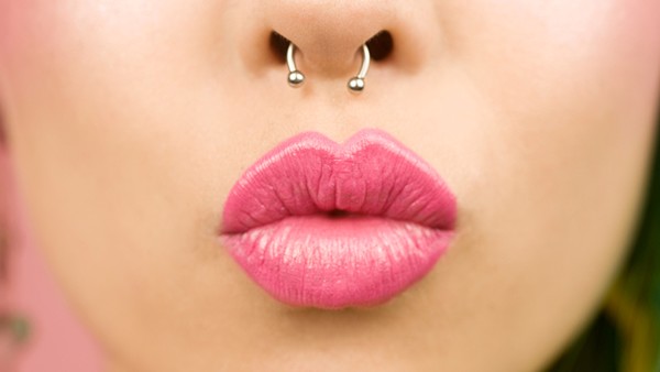 慢性唇炎的常見癥狀是什么