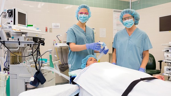 做近視眼手術需要什么條件