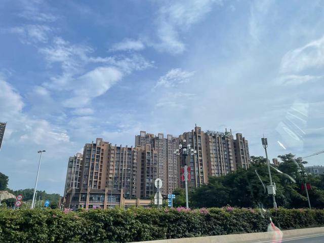 廣州黃埔長嶺居新盤哪來的自信 地價(jià)8千 ，房價(jià)6萬（廣州黃埔長嶺居新盤哪來的自信）(14)