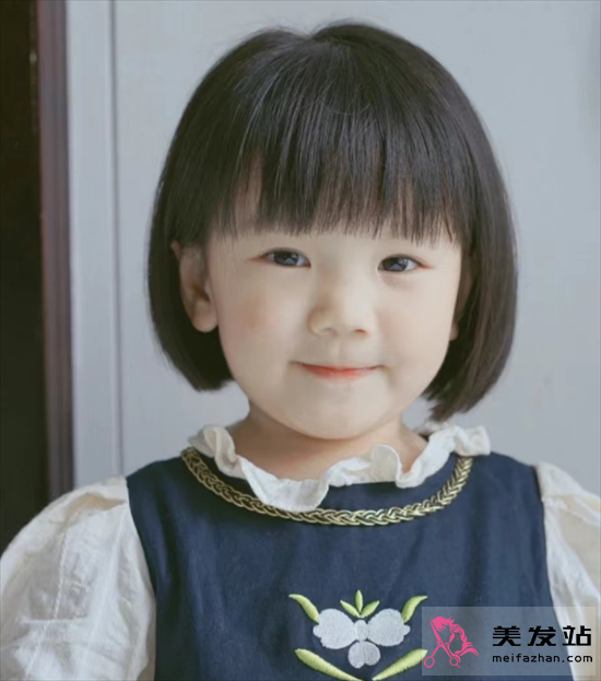小女孩可愛波波頭 夏季清爽氣質發型