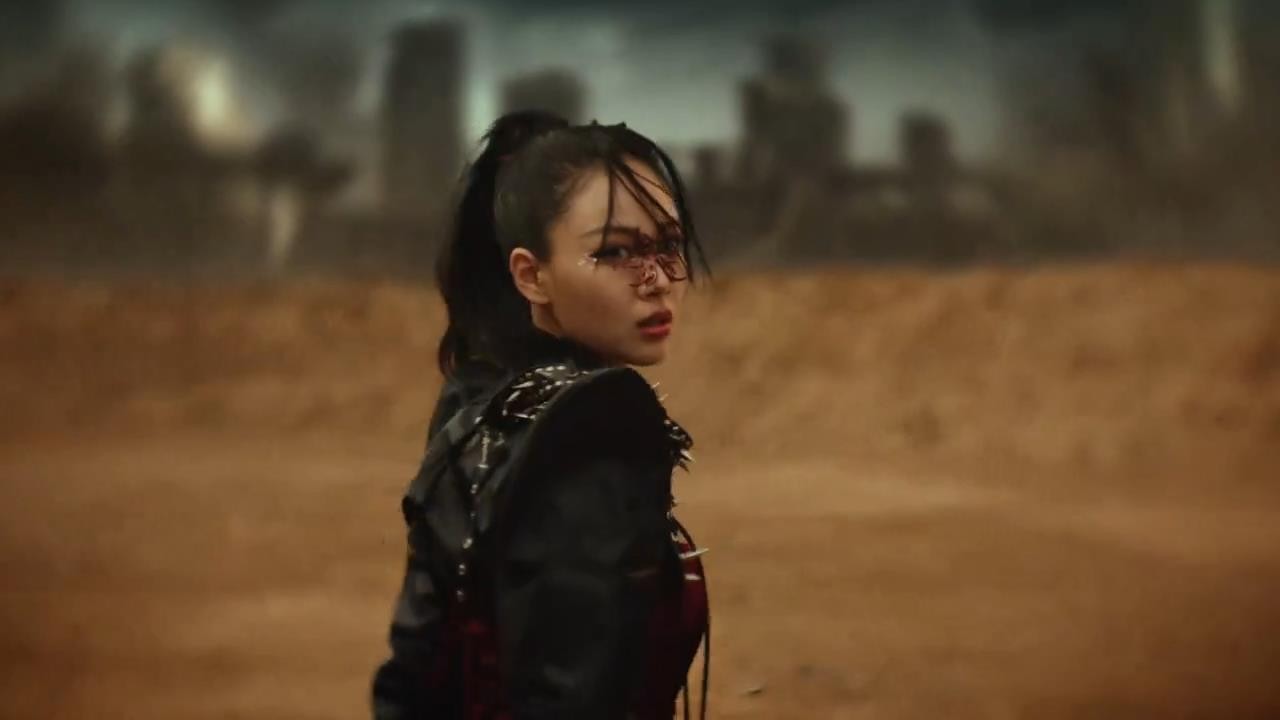 《星刃》與韓國女歌手BIBI聯動先導MV 太美艷了