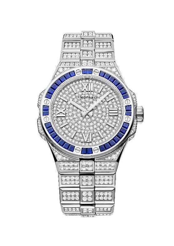 導演、演員大鵬佩戴Chopard蕭邦珠寶腕表臻品出席第42屆香港電影金像獎頒獎典禮