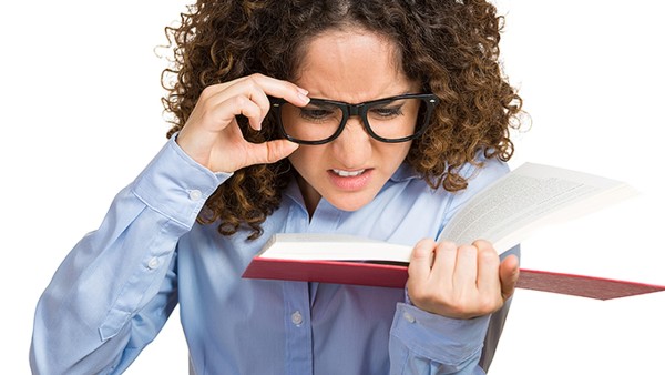 視網膜脫落什么原因造成的