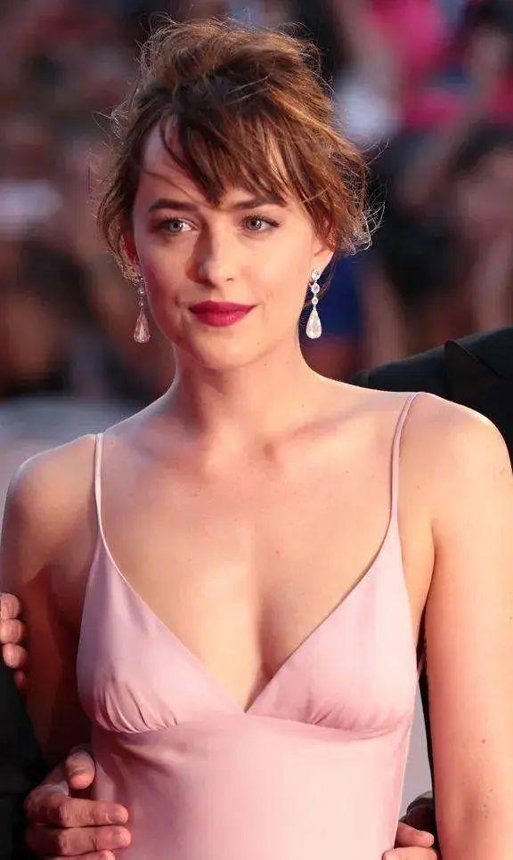 好萊塢十大最美女明星(2024最性感的10位女星)的圖片 42 好萊塢十大最美女明星(2024最性感的10位女星) 42