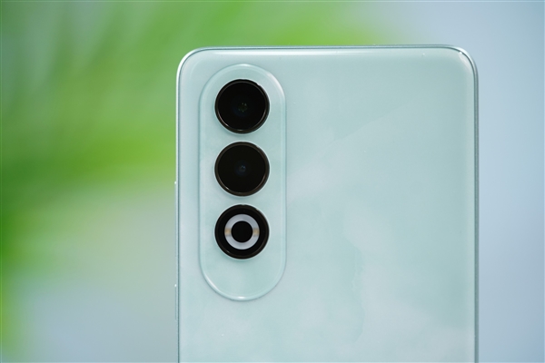 顏如玉！OPPO K12青云圖賞