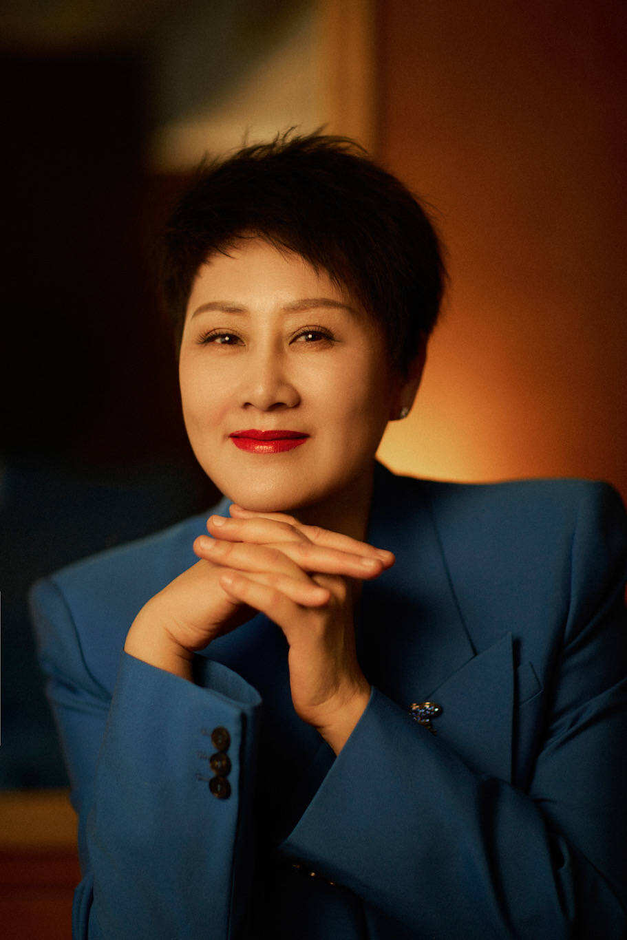 張凱麗、林永健、任魯豫獲學(xué)雷鋒志愿服務(wù)“四個100”最美志愿者表彰
