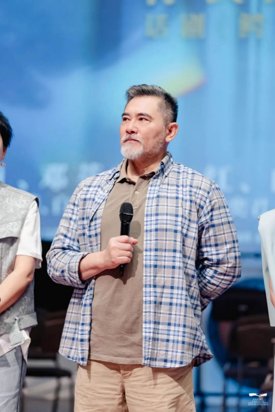 央華戲劇&莫言先生戲劇大作《鱷魚》5月將在蘇州、杭州上演