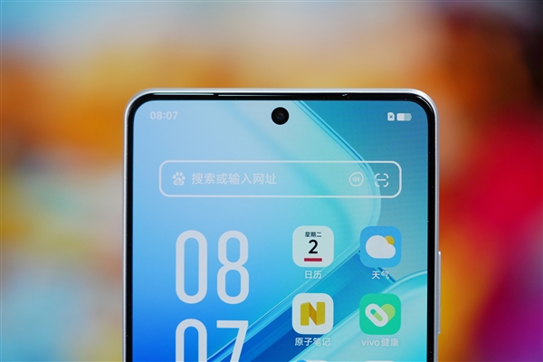 144Hz高刷屏+6000mAh超大電池！iQOO Z9圖賞