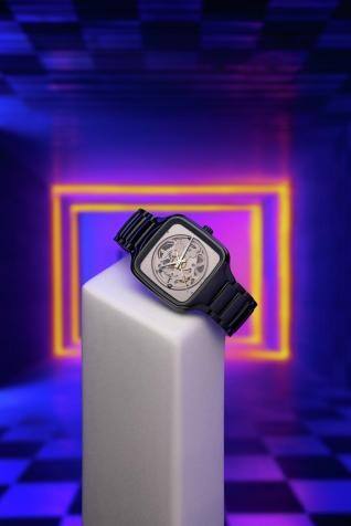 光影中，遇見真我——True Square真我系列森永邦彥合作款腕表璀璨亮相