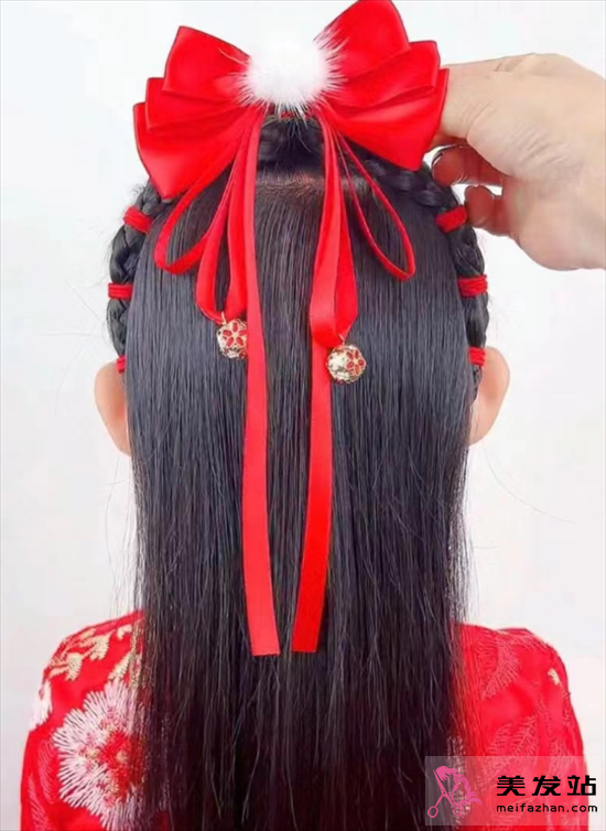 小女孩氣質編發 甜酷個性又吸睛