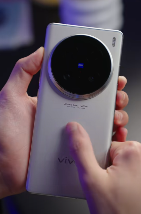 2億像素影像滅霸！vivo X100 Ultra真機上手：碩大環形相機