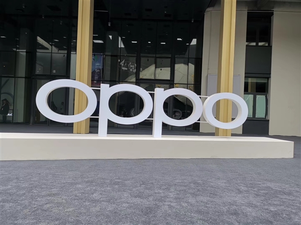 曝OPPO Reno12系列沒有超大杯：共兩款新機 均采用直立長焦