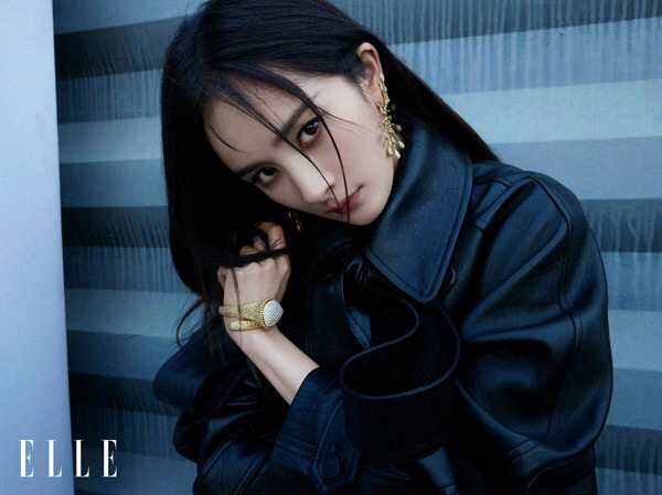 楊冪登ELLE六月刊三封面 三大奢牌加持盡展商業影響力