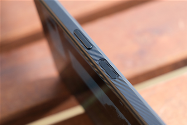 售價過萬！索尼Xperia 1 VI圖賞：無挖孔全面屏 行業罕見