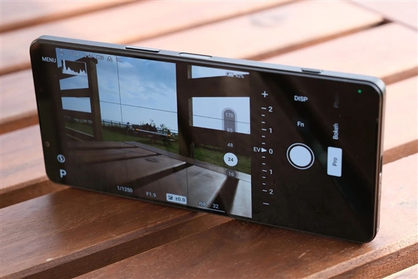 售價過萬！索尼Xperia 1 VI圖賞：無挖孔全面屏 行業罕見
