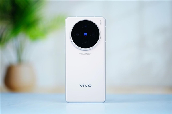 vivo強(qiáng)直屏旗艦！vivo X100s圖賞