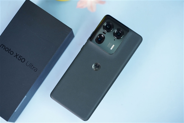 moto首款A(yù)I旗艦！moto X50 Ultra圖賞