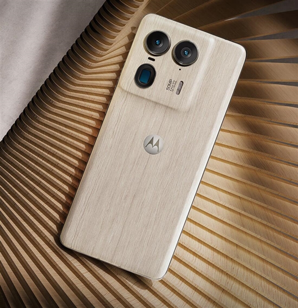 強驍龍8s Gen3旗艦！moto X50 Ultra發布：3999元起