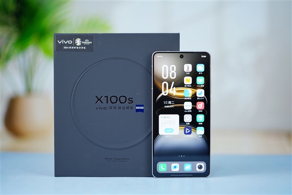 vivo強(qiáng)直屏旗艦！vivo X100s圖賞