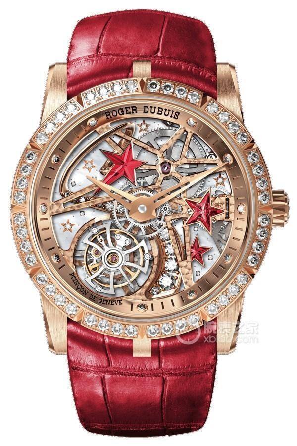 定格熾熱瞬間 羅杰杜彼Roger Dubuis 520甄選非凡摯愛時(shí)計(jì) 愛是日月星辰的陪伴，砥礪前行。