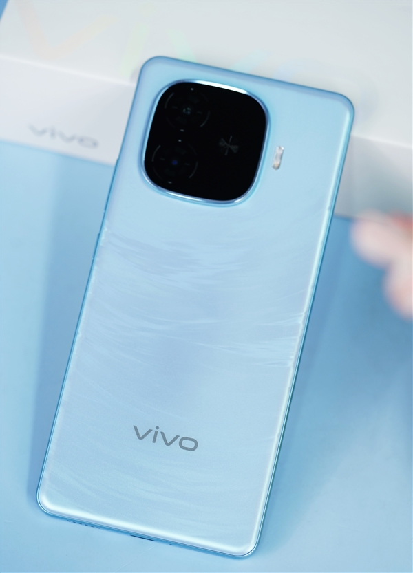 6000mAh超大電池！vivo Y200 GT圖賞