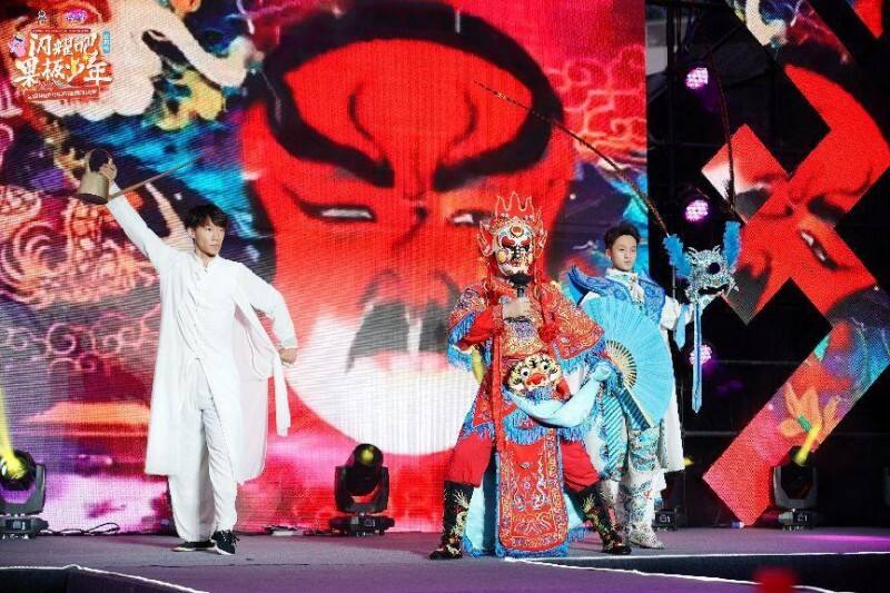 樂逍遙果板《閃耀吧！果板少年》成都站燃爆！決賽之夜，誰是最閃耀的星？