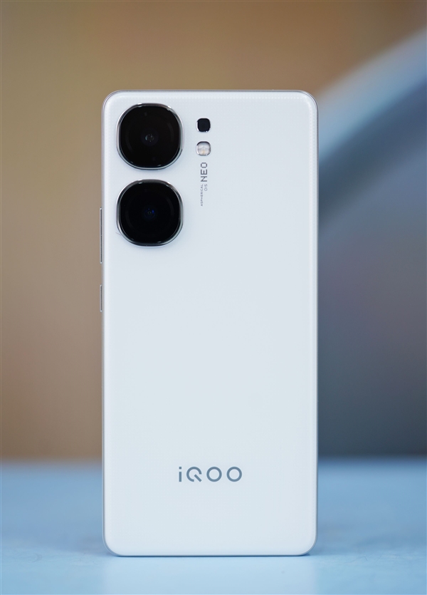 首批搭載天璣9300+！iQOO Neo9S Pro圖賞