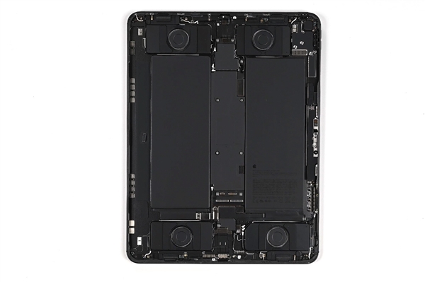 這回不容易掰彎了！蘋果新款iPad Pro暴力測試