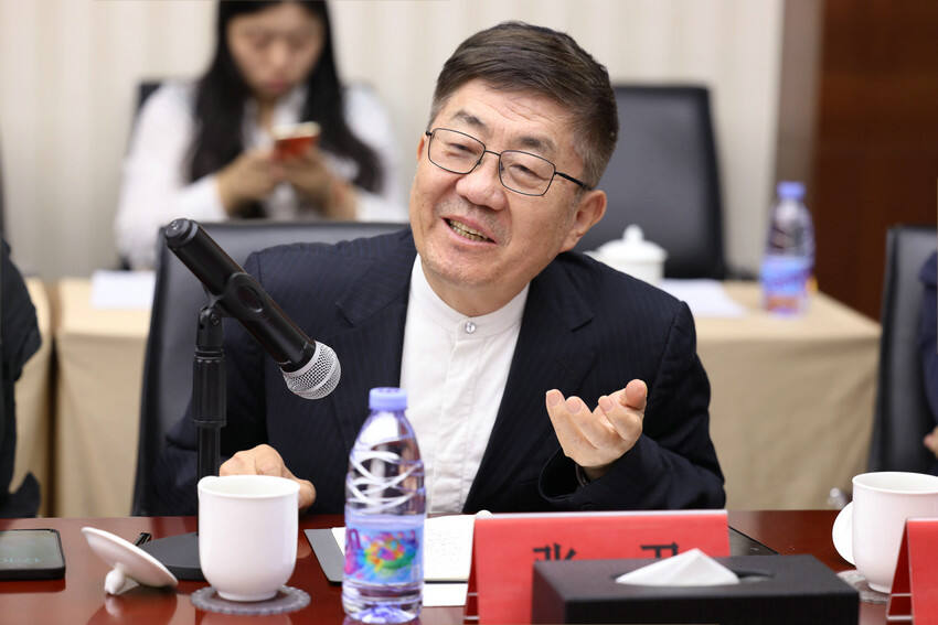 電影《你是我的英雄》研討會在京舉行