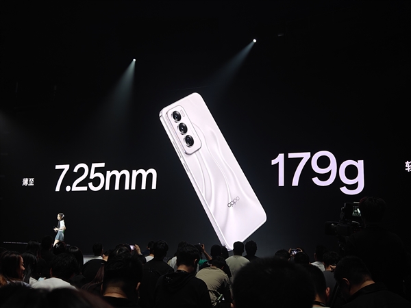 輕薄的等深四曲屏手機(jī)！OPPO Reno12系列亮相