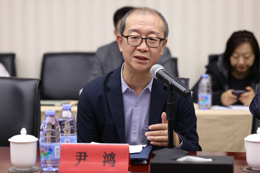 電影《你是我的英雄》研討會在京舉行