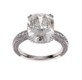 熠熠群星佩戴Chopard蕭邦臻品杰作 亮相第77屆戛納電影節(jié)保羅·施拉德（Paul Schrader）執(zhí)導(dǎo)電影《噢，加拿大》（Oh,Canada）首映禮