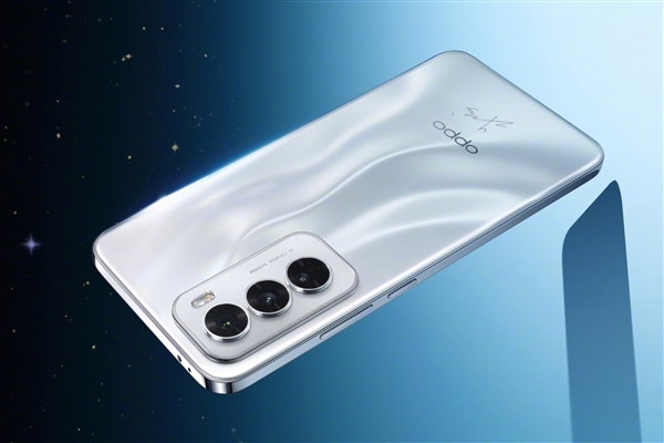 輕薄的等深四曲屏手機(jī)！OPPO Reno12系列亮相