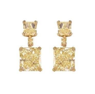熠熠群星佩戴Chopard蕭邦臻品杰作 亮相第77屆戛納電影節(jié)保羅·施拉德（Paul Schrader）執(zhí)導(dǎo)電影《噢，加拿大》（Oh,Canada）首映禮