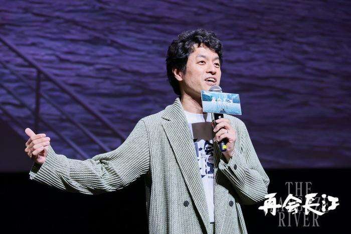 紀錄電影《再會長江》明日全國公映 上海千人觀影活動盛況空前